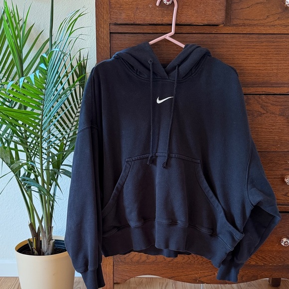 Nike Women's Black Pullover Hoodie - Picture 1 of 7